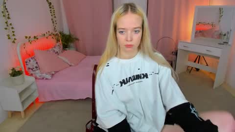 Bella online show from 05-31-26, 10:22
