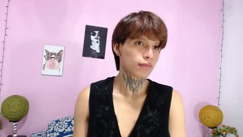 Snapshot of bellamy_094 chatting on 05-12-26, 12:35 bellamy_094 online show from 05-12-26, 12:35