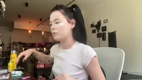 Vivi Vicious online show from 04-14-26, 07:31