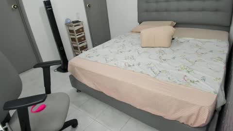 Bella  Angelycal online show from 02-13-25, 03:24