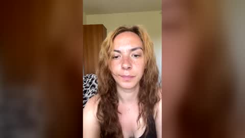 Snapshot of bellaqueen0701 chatting on 05-28-26, 08:44 bellaqueen0701 online show from 05-28-26, 08:44