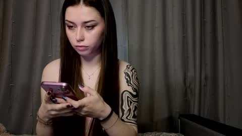 Snapshot of bellarison chatting on 05-07-26, 10:09 Daniela online show from 05-07-26, 10:09