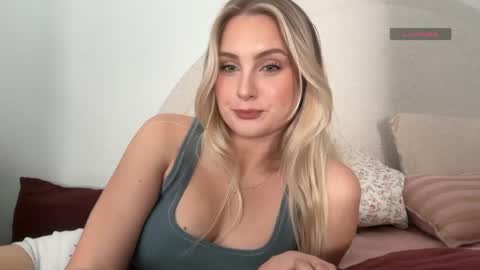 Isabella Ryder online show from 03-22-26, 10:57