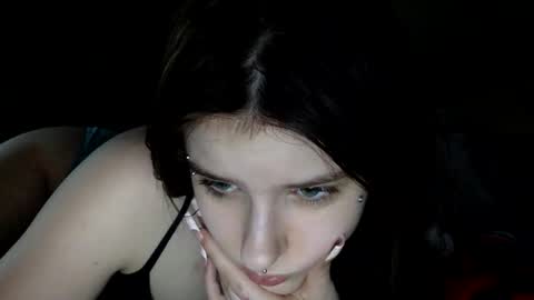 Snapshot of bellasellsskyy chatting on 03-26-26, 05:18 bellasellsskyy online show from 03-26-26, 05:18