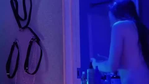 Bellaskeykeeper online show from 02-18-26, 05:47