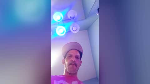 Bellaskeykeeper online show from 06-24-26, 02:21