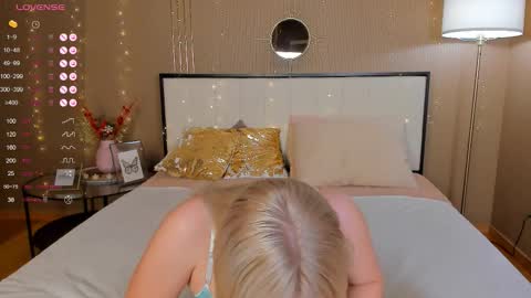 Bella online show from 11-24-25, 12:43