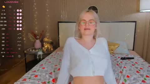 Bella online show from 01-18-26, 01:09