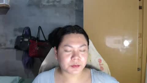 QUEEN BELLA online show from 11-24-25, 08:14