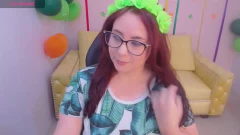 Bella online show from 03-17-26, 02:42