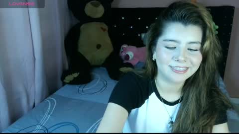 Snapshot of bellatrix_colen chatting on 05-20-26, 09:21 Aleja online show from 05-20-26, 09:21