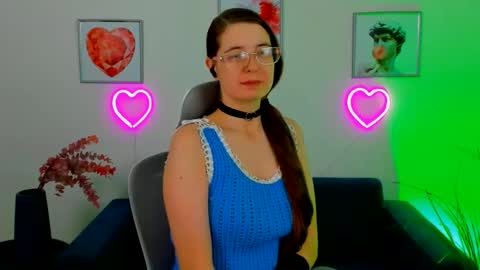 Bella. Ntmu online show from 01-17-25, 05:19