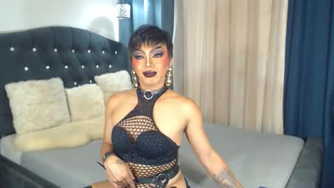 Snapshot of bellatrixxhuckerts chatting on 10-01-25, 09:32 B E L L A T R I X online show from 10-01-25, 09:32