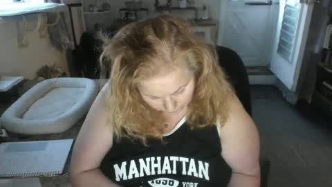 Snapshot of bellavoca chatting on 07-28-26, 10:10 Bellavoca online show from 07-28-26, 10:10