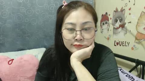 Bella online show from 02-19-25, 11:17