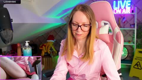 Snapshot of belle_alice chatting on 01-27-25, 01:41 Alice online show from 01-27-25, 01:41