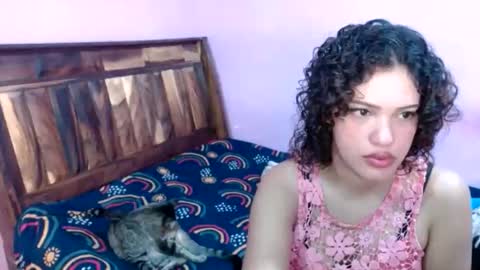 Snapshot of belle_katty000 chatting on 06-07-26, 08:23 SOFIA online show from 06-07-26, 08:23