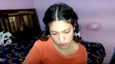 Snapshot of belle_katty000 chatting on 06-10-26, 07:13 SOFIA online show from 06-10-26, 07:13