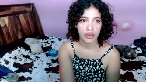 Snapshot of belle_katty000 chatting on 06-15-26, 05:26 SOFIA online show from 06-15-26, 05:26