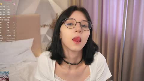 Bea online show from 03-30-26, 06:03