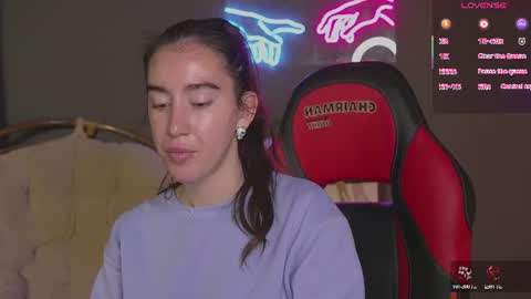 Bella online show from 06-18-26, 10:41