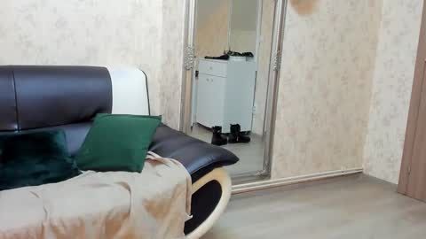 Vivi online show from 01-18-26, 05:11