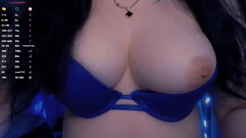 Hello I am kind friendly and cute girl online show from 02-01-26, 10:52
