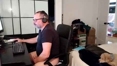 bellequeue19758 online show from 12-04-25, 11:02