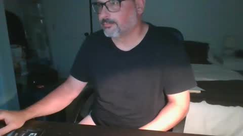 bellequeue19758 online show from 04-05-26, 10:45