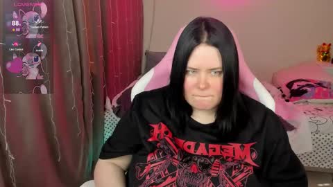 LinaBoo online show from 03-17-26, 10:07