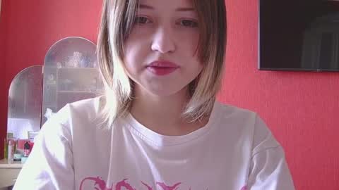 Snapshot of belovedmary chatting on 04-27-26, 08:34 belovedmary online show from 04-27-26, 08:34