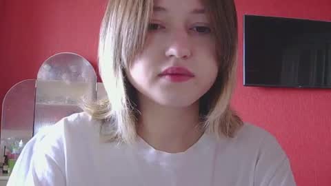 Snapshot of belovedmary chatting on 05-04-26, 07:26 belovedmary online show from 05-04-26, 07:26