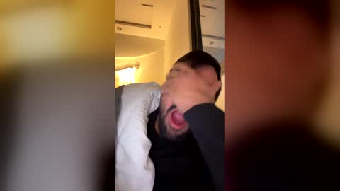 Baba  muscle gay uncut bigass anal man men straight Bi online show from 03-05-26, 09:49