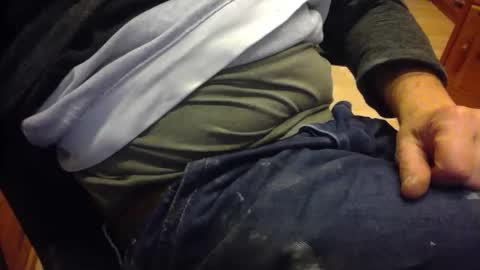 Snapshot of bemichel chatting on 10-22-25, 04:51 jaimetout online show from 10-22-25, 04:51