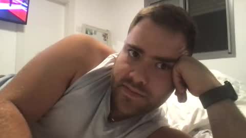 Snapshot of ben117 chatting on 10-30-25, 06:52 ben117 online show from 10-30-25, 06:52