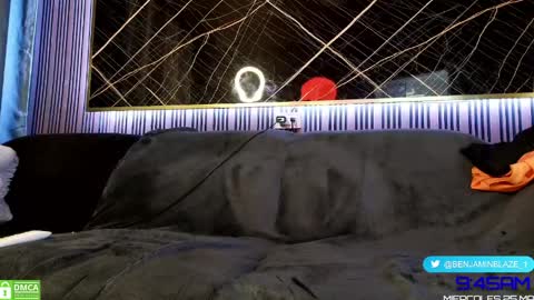 BEN online show from 03-25-26, 02:45