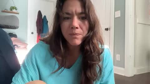 Snapshot of bendlikebecks chatting on 05-14-26, 12:45 bendlikebecks online show from 05-14-26, 12:45