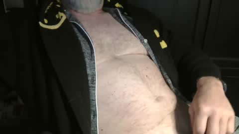 Snapshot of bendrinkin chatting on 12-15-24, 10:18 bendrinkin online show from 12-15-24, 10:18