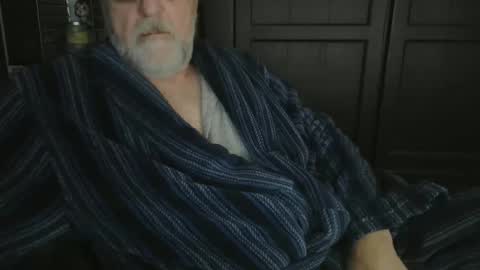 Snapshot of bendrinkin chatting on 01-20-25, 10:07 bendrinkin online show from 01-20-25, 10:07