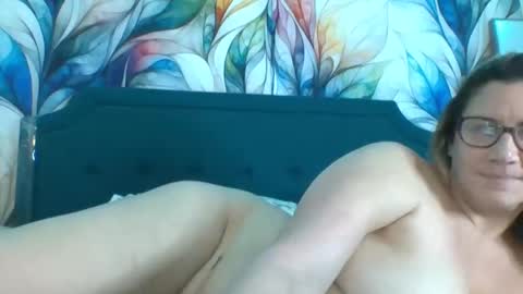 Becky online show from 12-19-24, 04:23