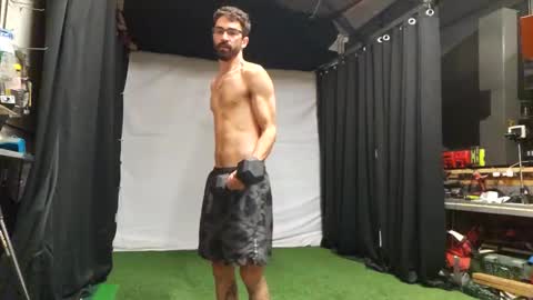 Snapshot of benny_boy95 chatting on 09-08-25, 02:16 benny_boy95 online show from 09-08-25, 02:16