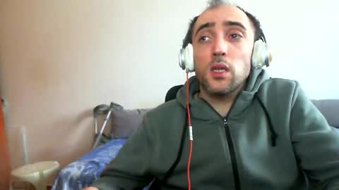 bentish online show from 04-07-26, 07:53