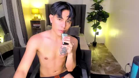 Snapshot of bentlyfuck chatting on 01-29-25, 02:00 bentlyfuck online show from 01-29-25, 02:00