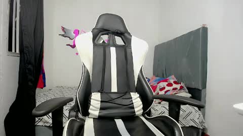 Bergon77 online show from 04-07-26, 05:08