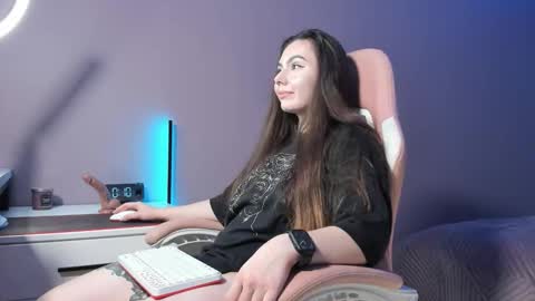 Snapshot of beriesniks chatting on 10-02-25, 05:09 BeriesNiks online show from 10-02-25, 05:09