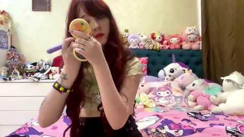 Eva  online show from 05-12-26, 07:27