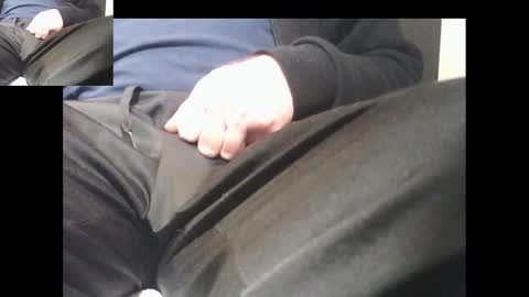 Snapshot of bernardo1968 chatting on 12-25-24, 10:05 bernardo1968 online show from 12-25-24, 10:05