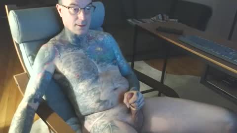 Snapshot of bernhard666 chatting on 02-16-25, 03:16 bernhard666 online show from 02-16-25, 03:16