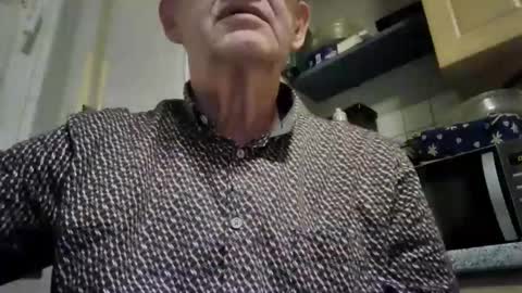 bernie6004 online show from 04-21-26, 07:06