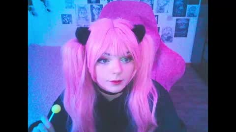 BerrieKitten online show from 04-28-26, 07:52